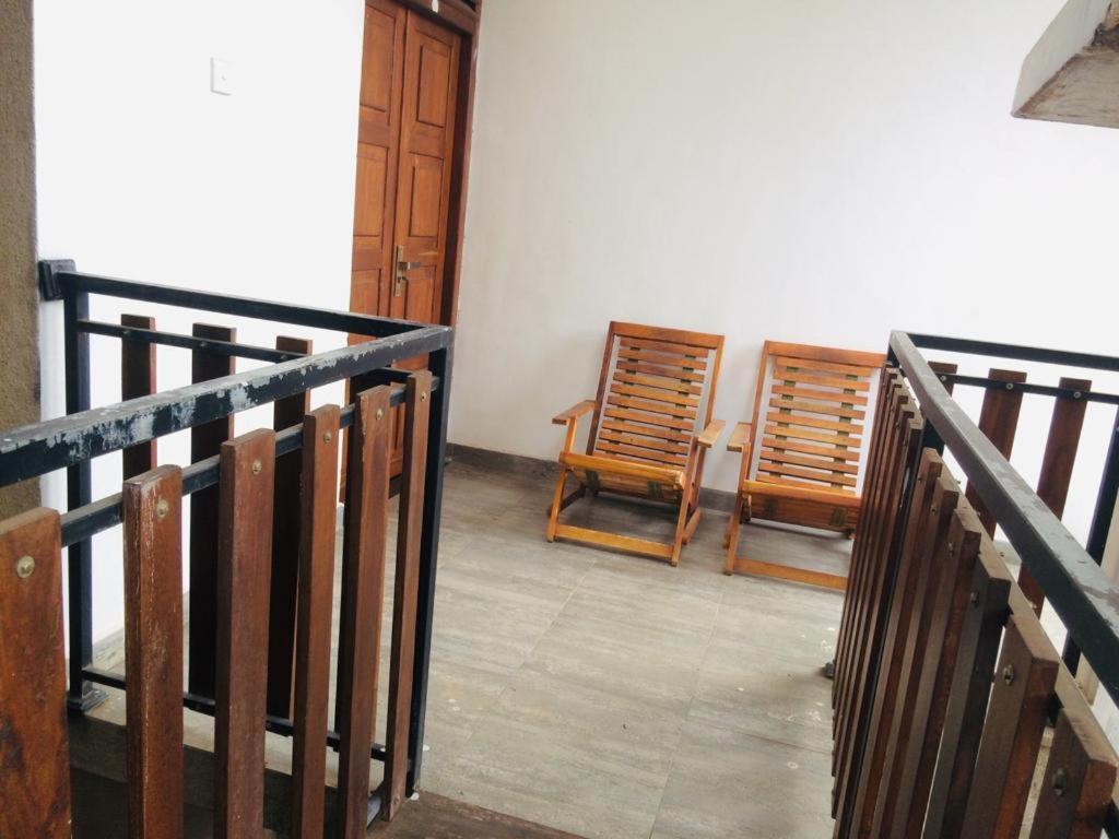 אנוראדפורה Ambel Homestay מראה חיצוני תמונה