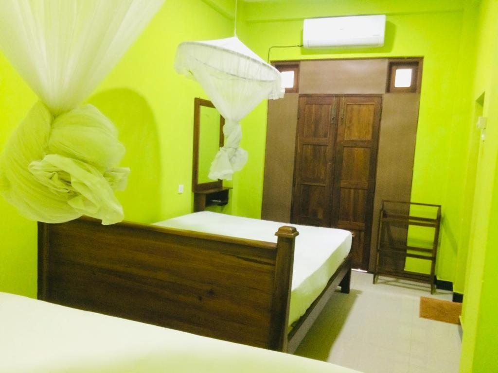 אנוראדפורה Ambel Homestay חדר תמונה