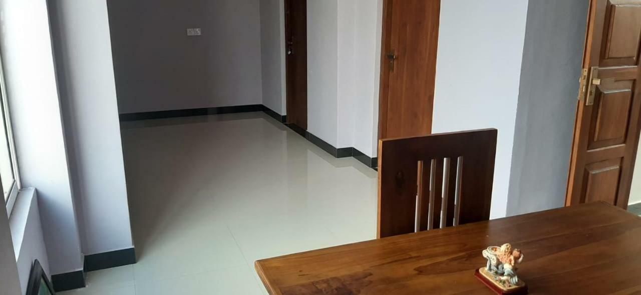 אנוראדפורה Ambel Homestay מראה חיצוני תמונה